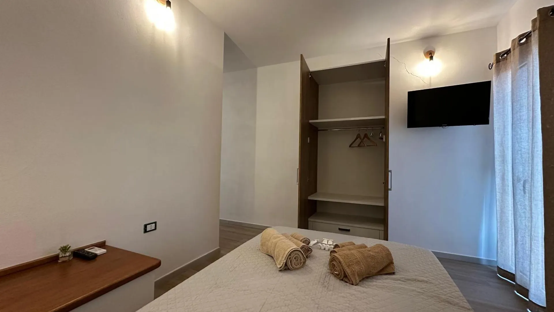 Da Battista Rooms Baunei 0*,